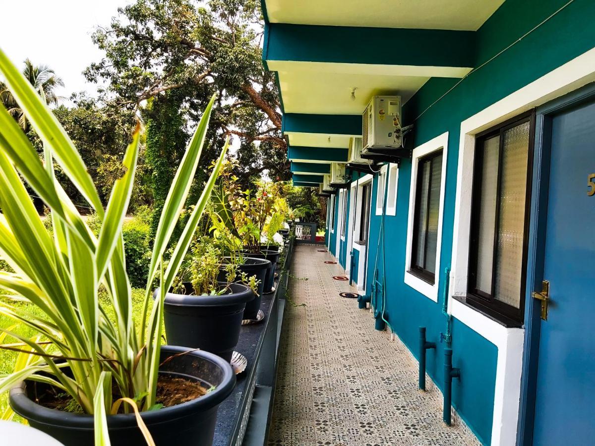 Cirilo'S Guest House باناجي المظهر الخارجي الصورة